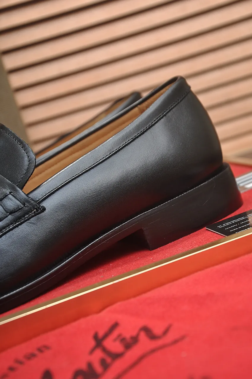Men's shoes 💰620💶 [Chrstian Loubotin] Red-soled shoes 💋Original mold opening, the highest version on the market, purely handmade ➕Imported cowhide uppers, first-layer water-dyed cowhide lining! Original EU high-gloss outsole. 38 to 45 (45 customized)